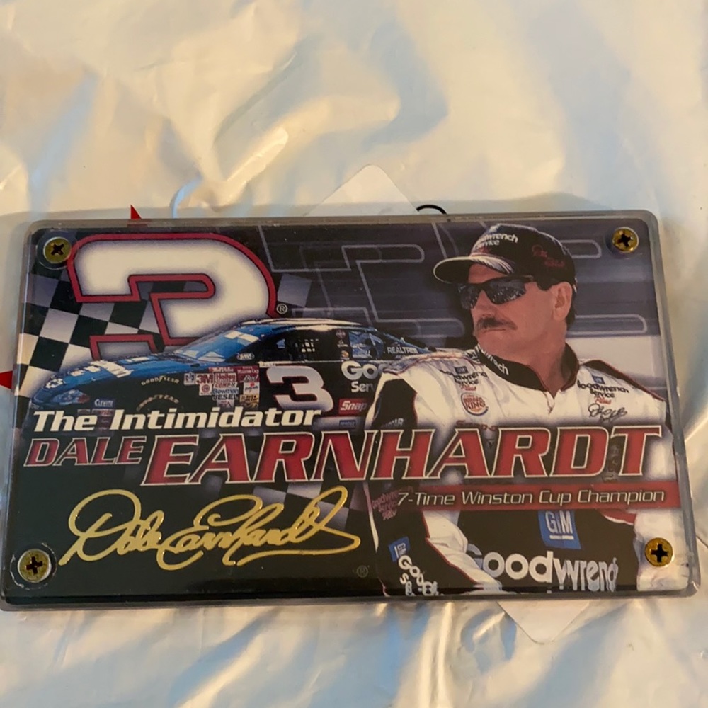 Dale Earnhardt collectible card